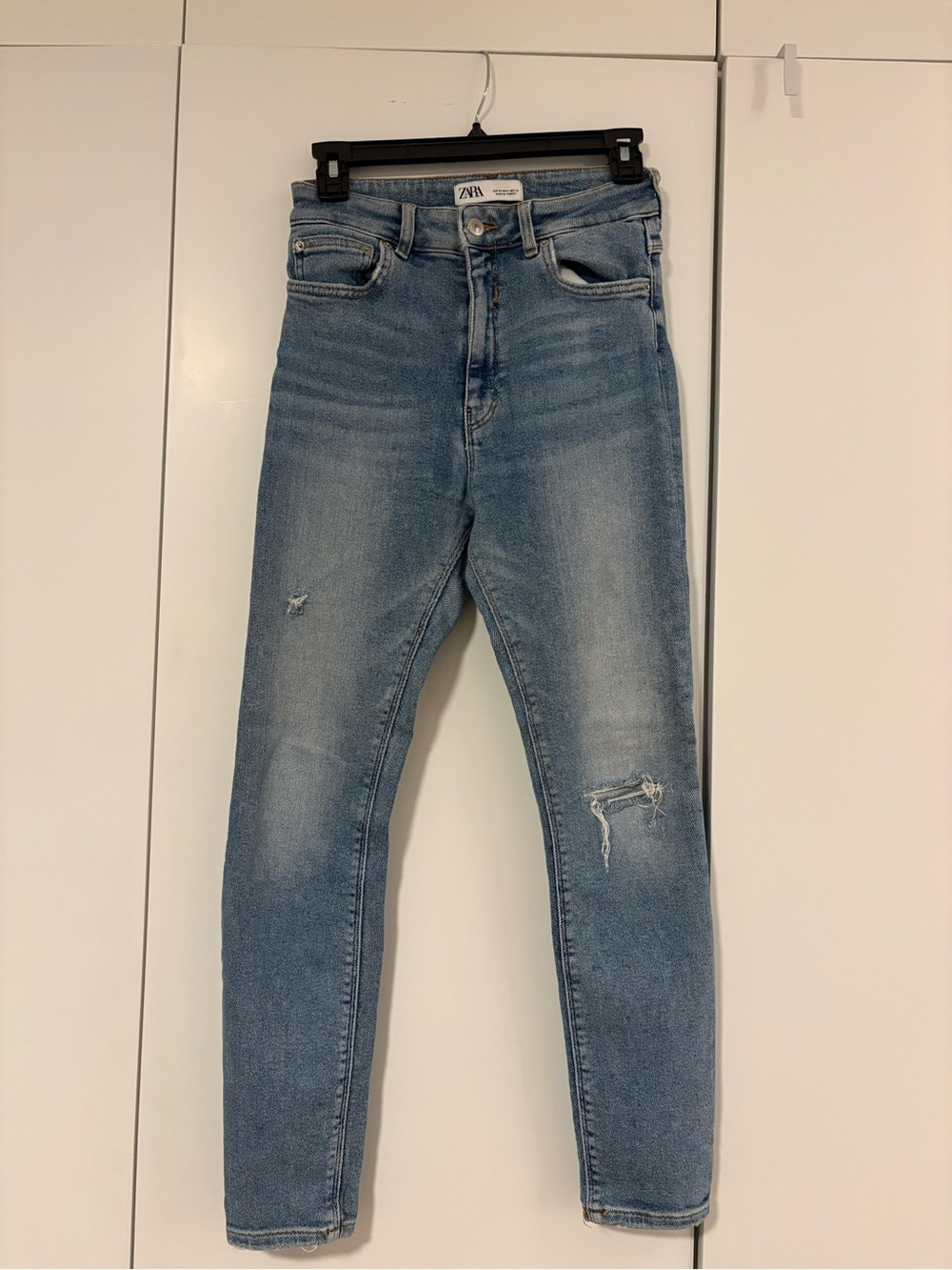 Zara Light Blue High-Rise Women’s Jeans
